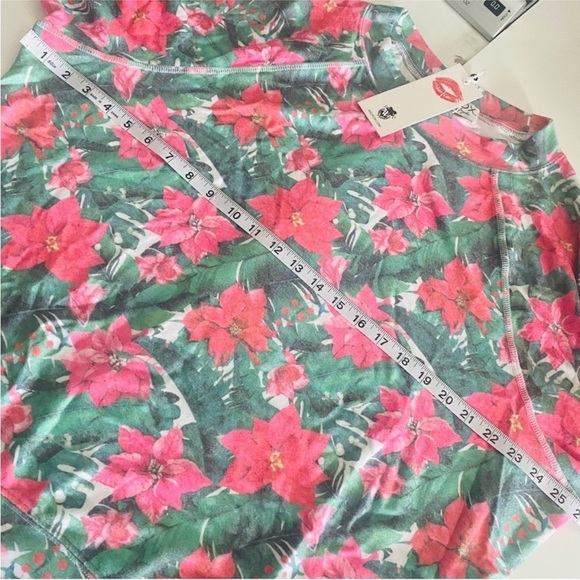 SALE NEW OVERSIZED Wildfox Island Holiday Poinsettia Sweater Large - Picture 7 of 10